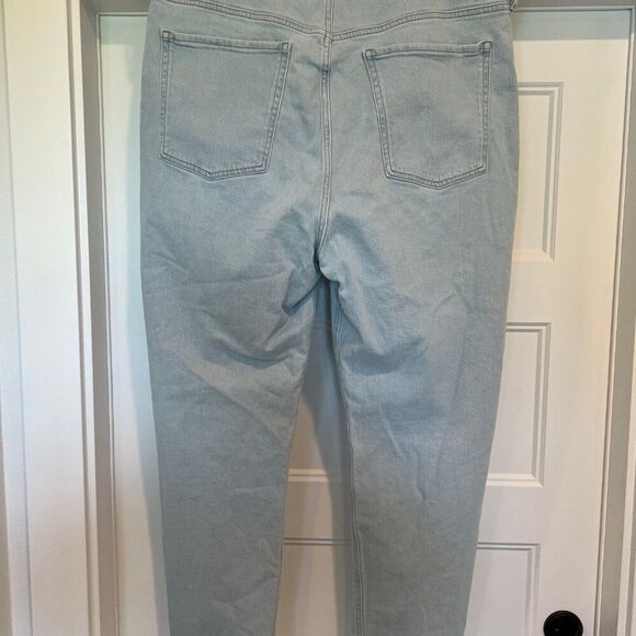 Old Navy NWT Size 18 Extra High Waisted Button Fly Straight Ripped Denim Jeans - Picture 8 of 10